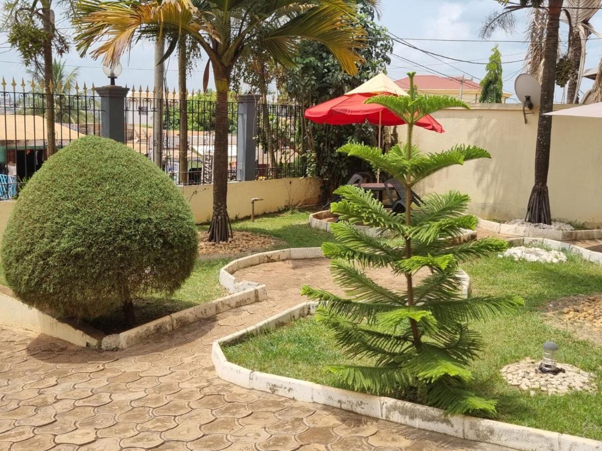 Appart Hotel Mireille Yaoundé Eksteriør bilde