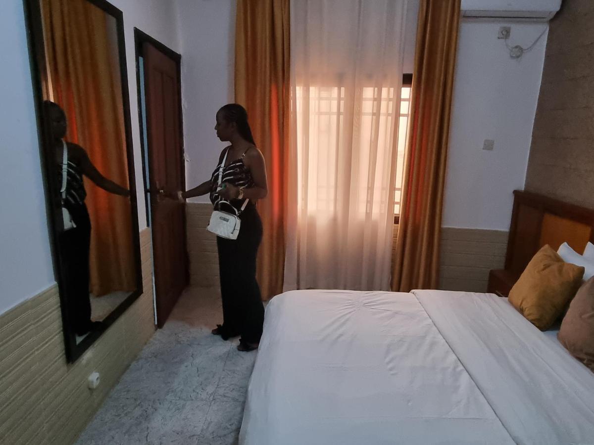 Appart Hotel Mireille Yaoundé Eksteriør bilde