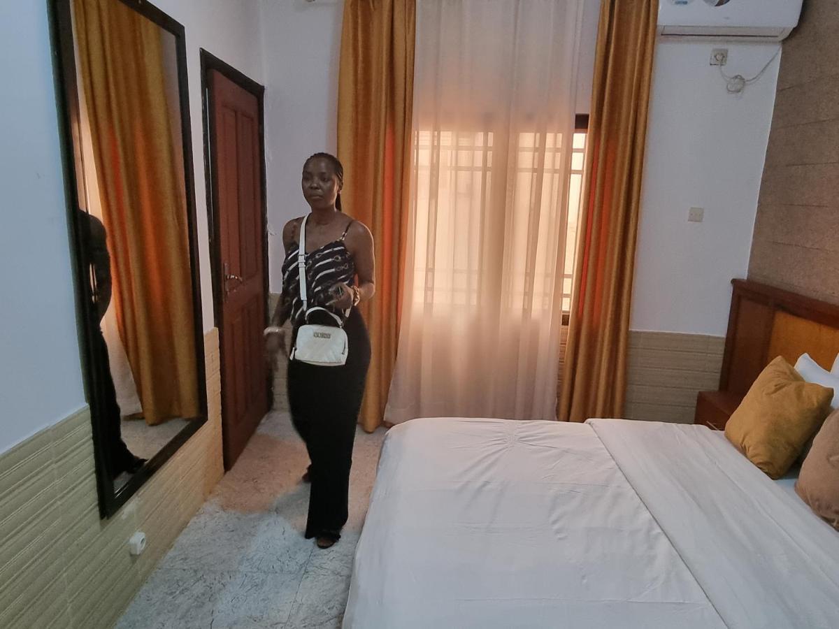 Appart Hotel Mireille Yaoundé Eksteriør bilde