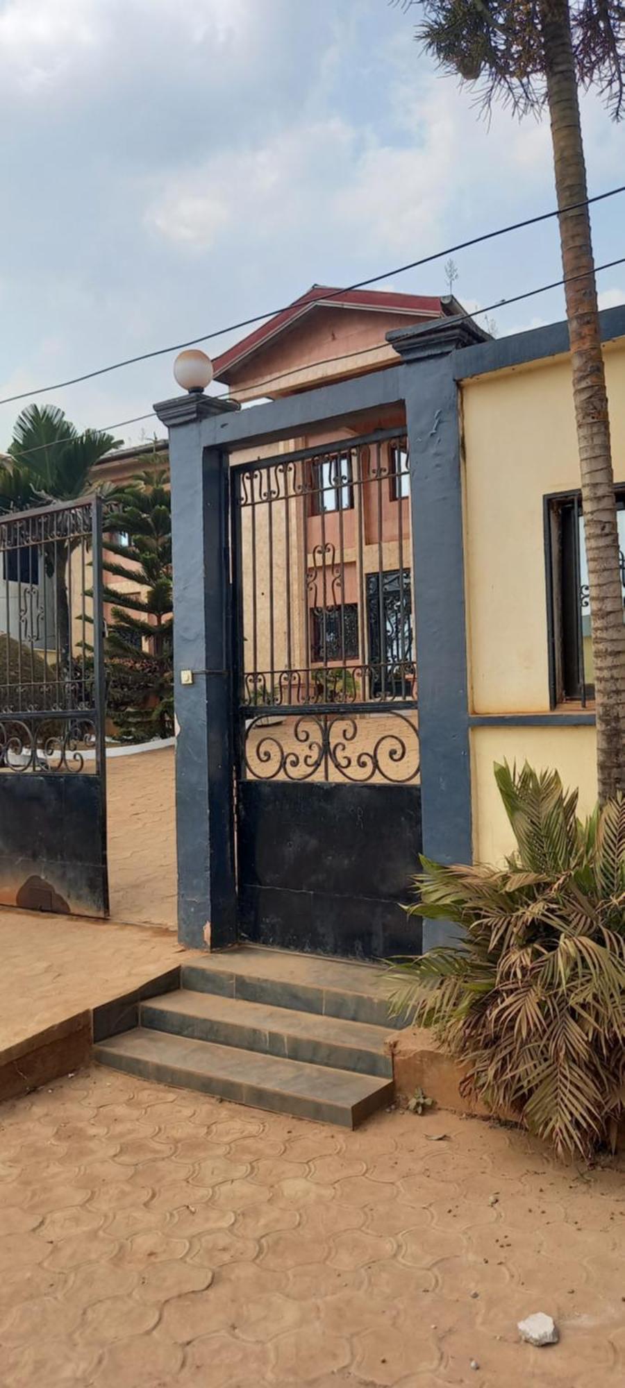 Appart Hotel Mireille Yaoundé Eksteriør bilde