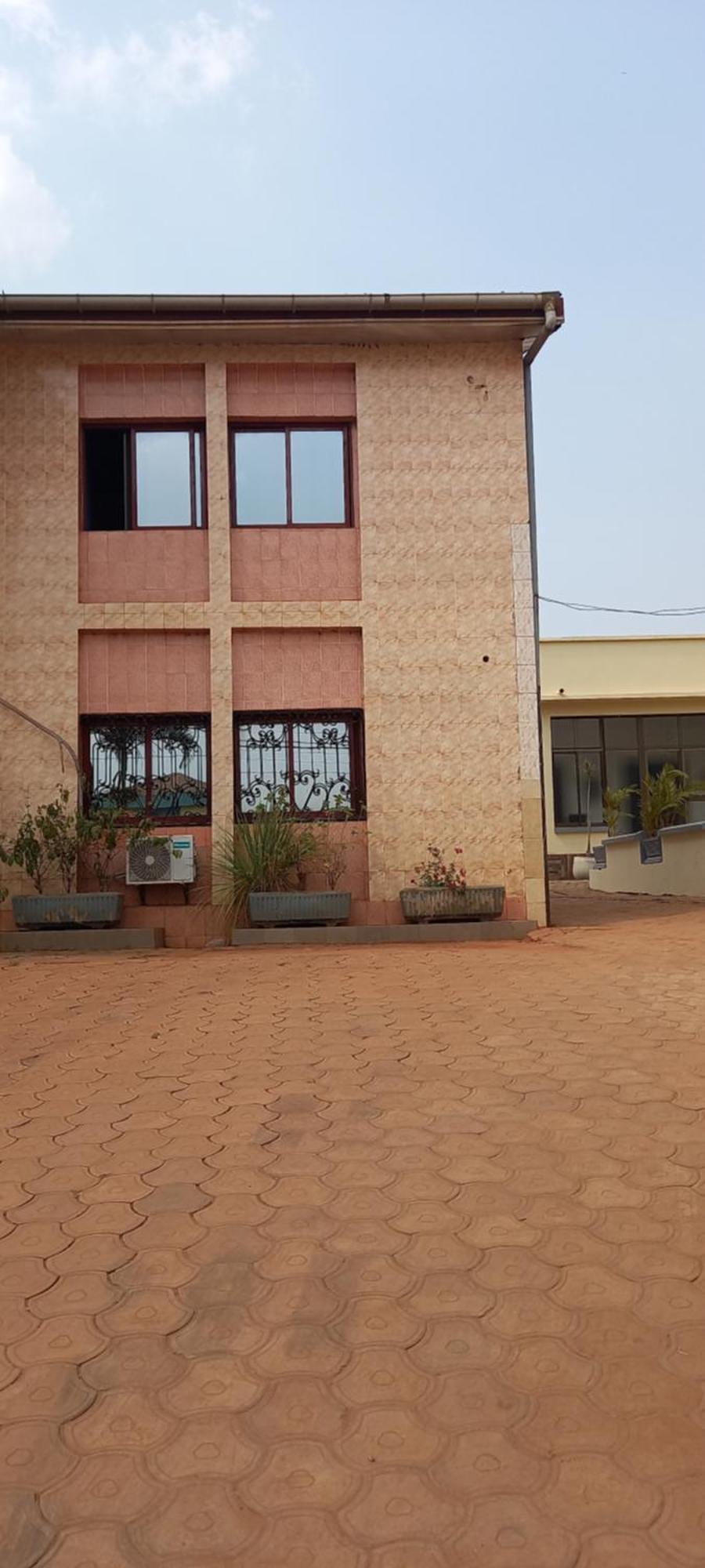 Appart Hotel Mireille Yaoundé Eksteriør bilde