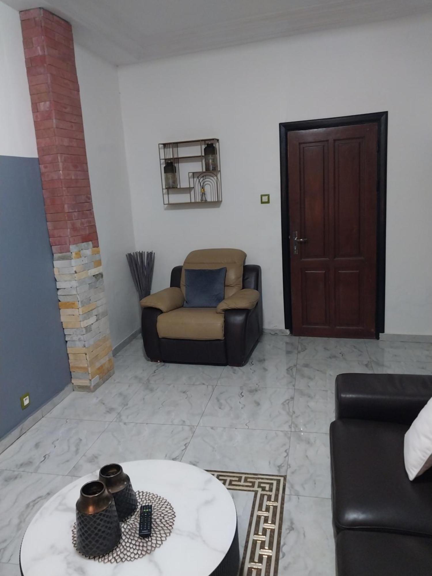 Appart Hotel Mireille Yaoundé Eksteriør bilde
